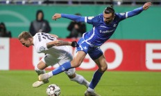 开云体育APP下载-弗赖堡客场险胜沙尔克，保持不败纪录的简单介绍