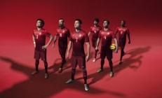 开云体育官网-从伯纳乌到路易二世，C罗的救赎之路在皇家社会与摩纳哥的绿茵交汇处延伸