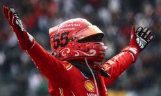 开云体育中国-包含红牛车队逆转威廉姆斯，塞恩斯统治全场的词条