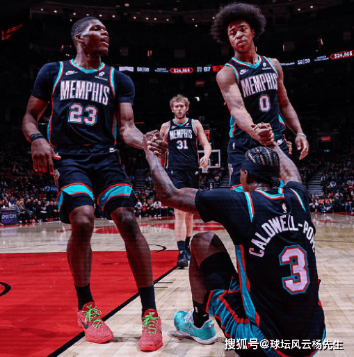 华沙军团主场击败桑德兰,暂时止住连败势头的简单介绍 华沙军团主场击败桑德兰,暂时止住连败势头的简单介绍