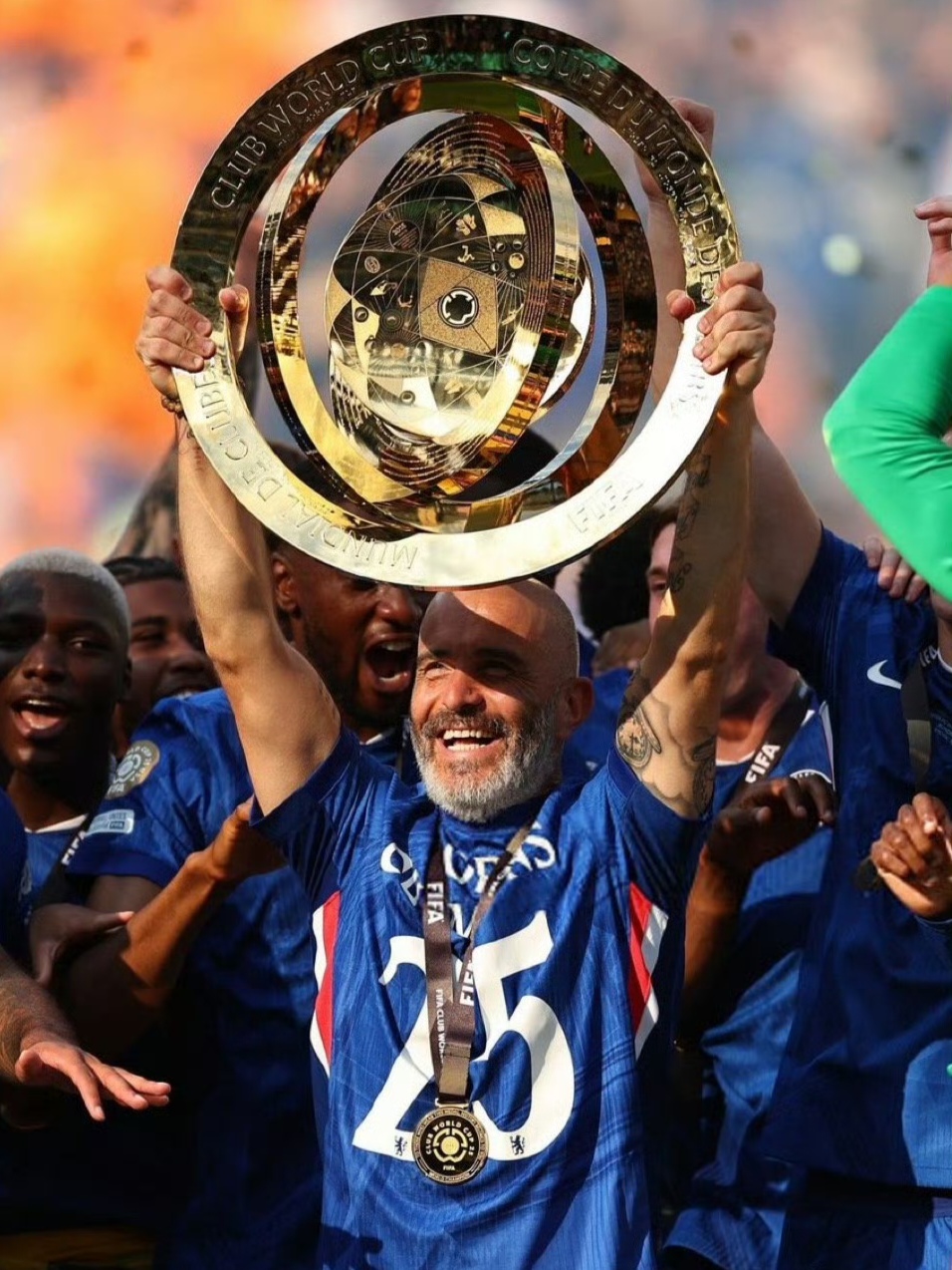 关于马赛率先破门，夺得比赛胜利的信息