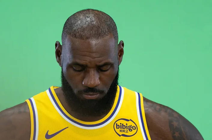 关于NBA交易传闻：湖人关注前锋市场，寻求增援之策的信息