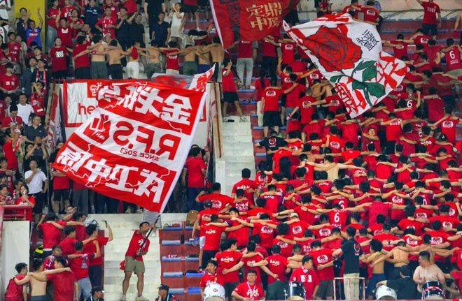 上港主场大比囍,国安倾巢出击的简单介绍 上港主场大比囍,国安倾巢出击的简单介绍