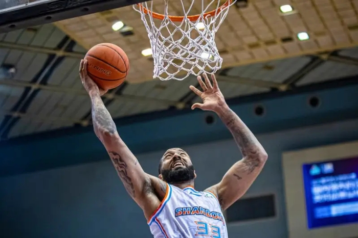 魔术逆转国王，高诗岩状态火热