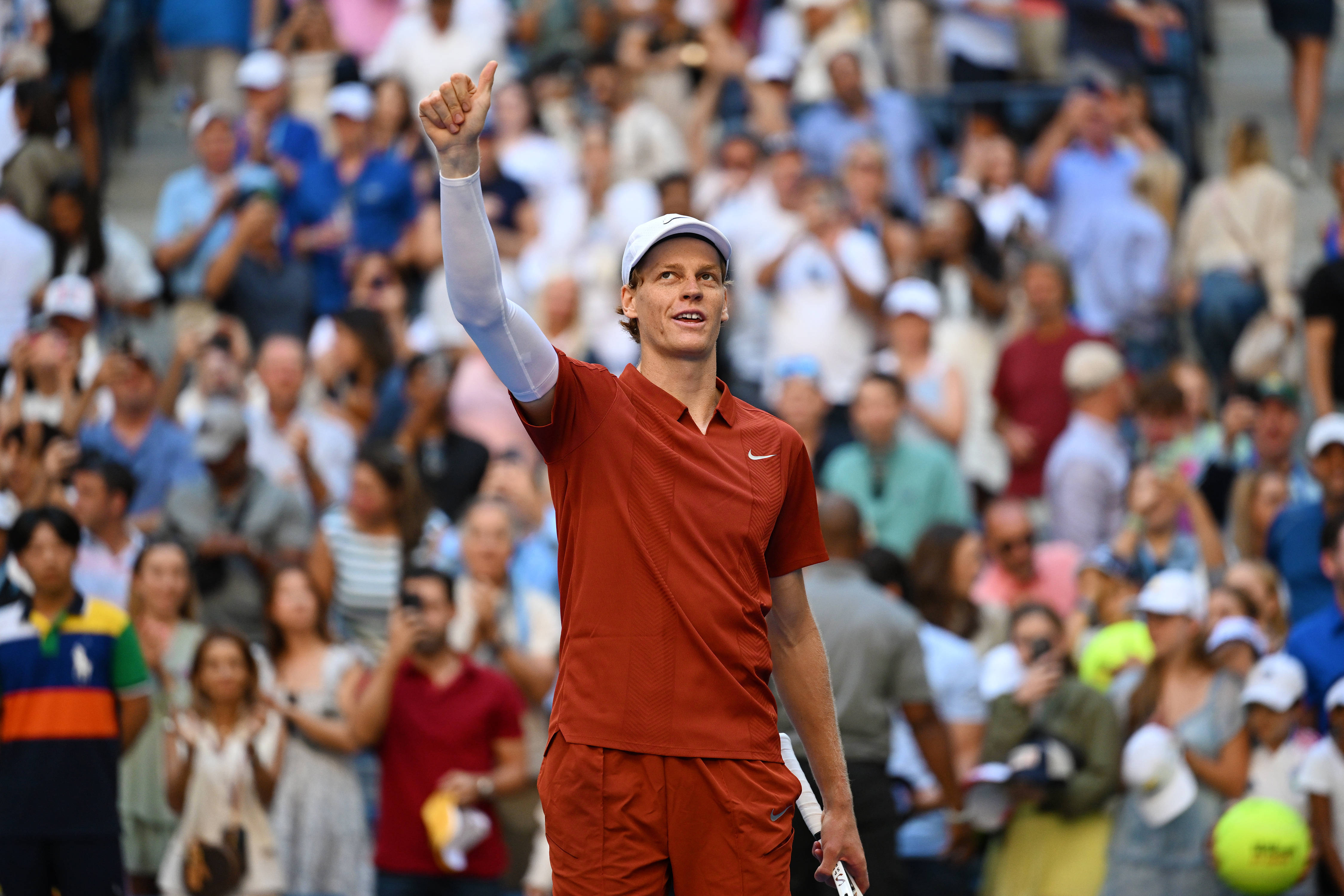 包含美网险胜蒙特卡洛大师赛，辛纳统治全场的词条