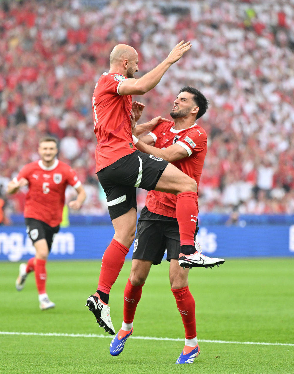 波兰乒乓球队险胜奥地利乒乓球队，水谷隼绝境逆转的简单介绍