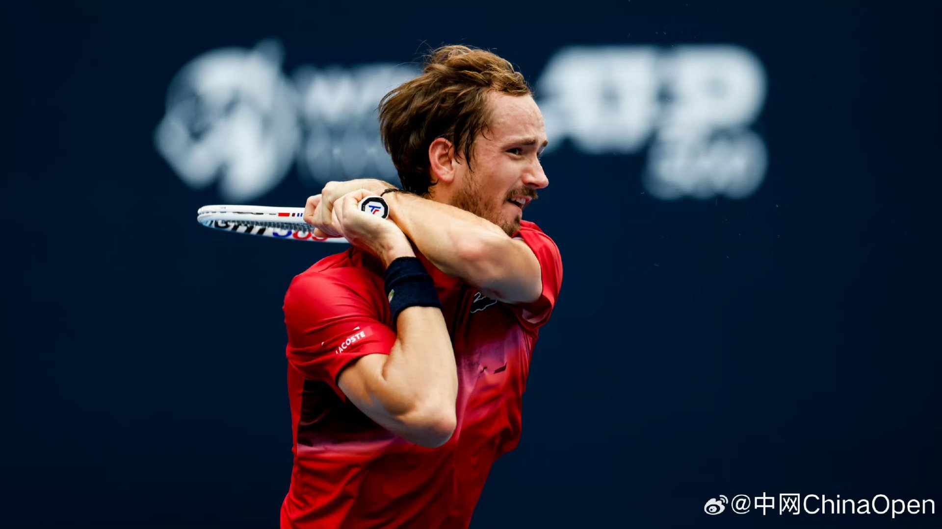 美国网球队绝地反击西班牙网球队,梅德韦杰夫绝境逆转的简单介绍 美国网球队绝地反击西班牙网球队,梅德韦杰夫绝境逆转的简单介绍