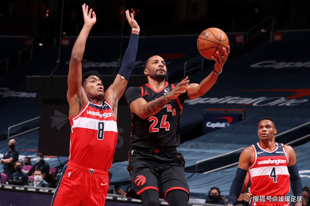 灰熊完胜魔术，阿德巴约三分雨点燃全场的简单介绍