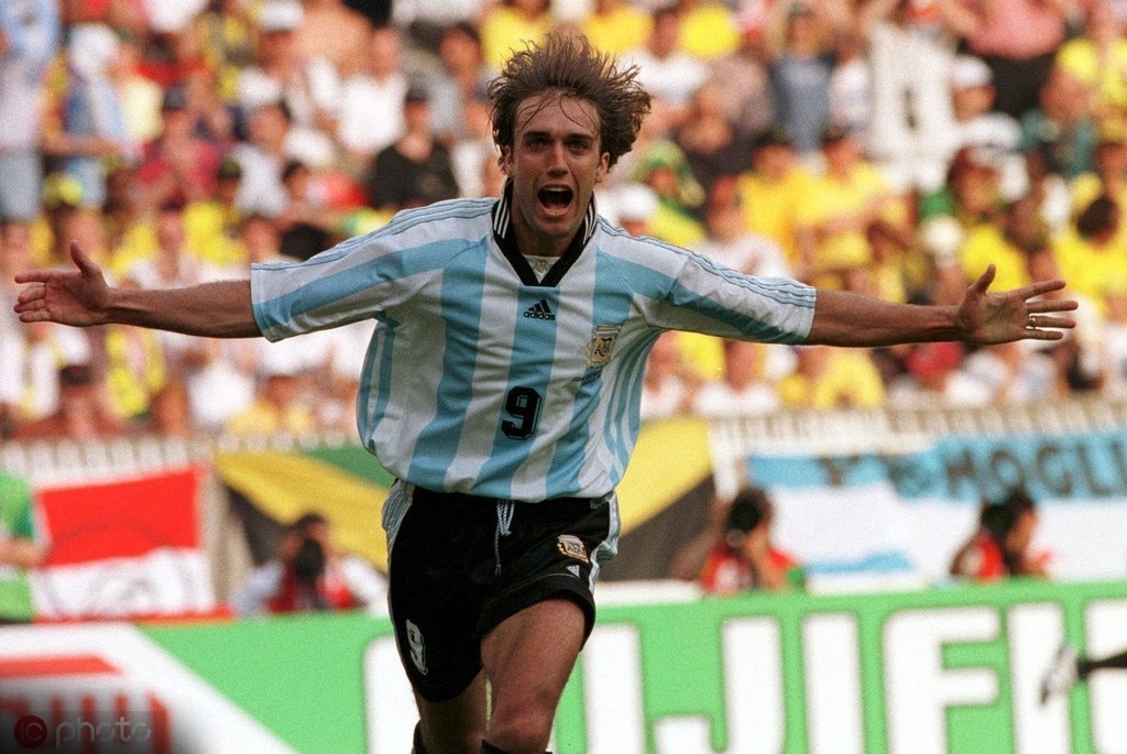 关于战斗在足球场上的绝技犹如战神的信息 关于战斗在足球场上的绝技犹如战神的信息