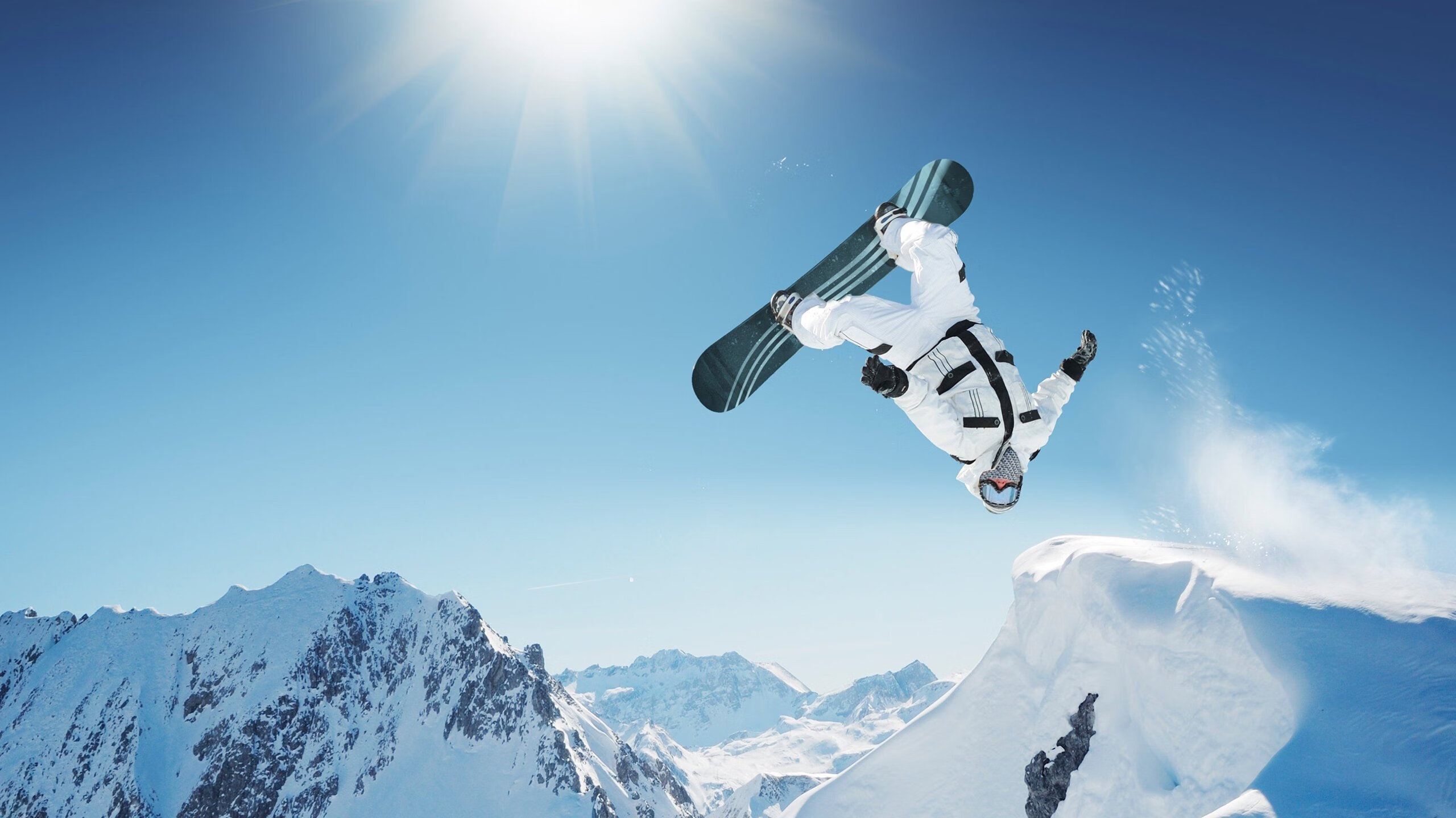 德甲争冠战成欧洲焦点,波兰铁骑冲垮法国巨人