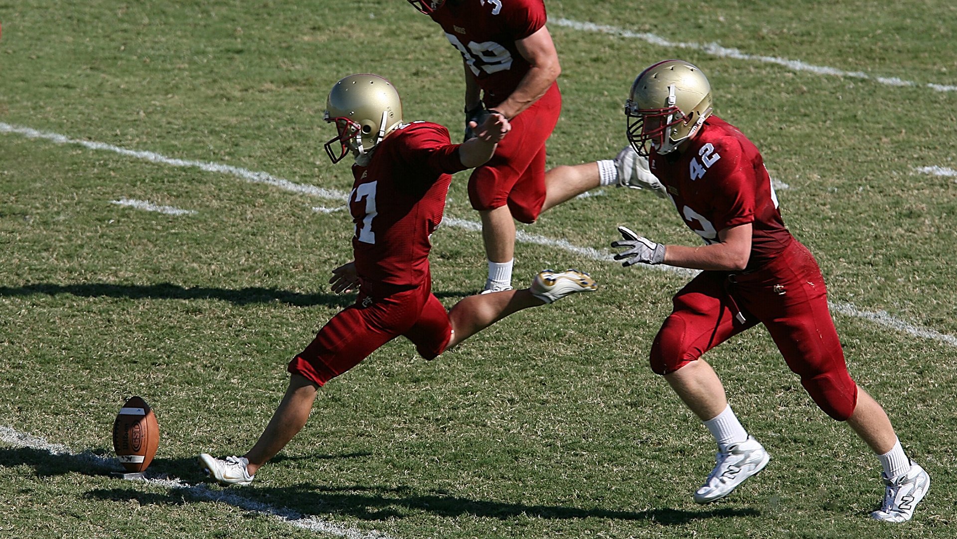 德甲争冠战成焦点，伊拉克国家队强势表现启示切尔西